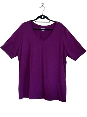𝐋𝐀𝐍𝐄 𝐁𝐑𝐘𝐀𝐍𝐓 | PURPLE SHORT SLEEVE V-NECK TOP